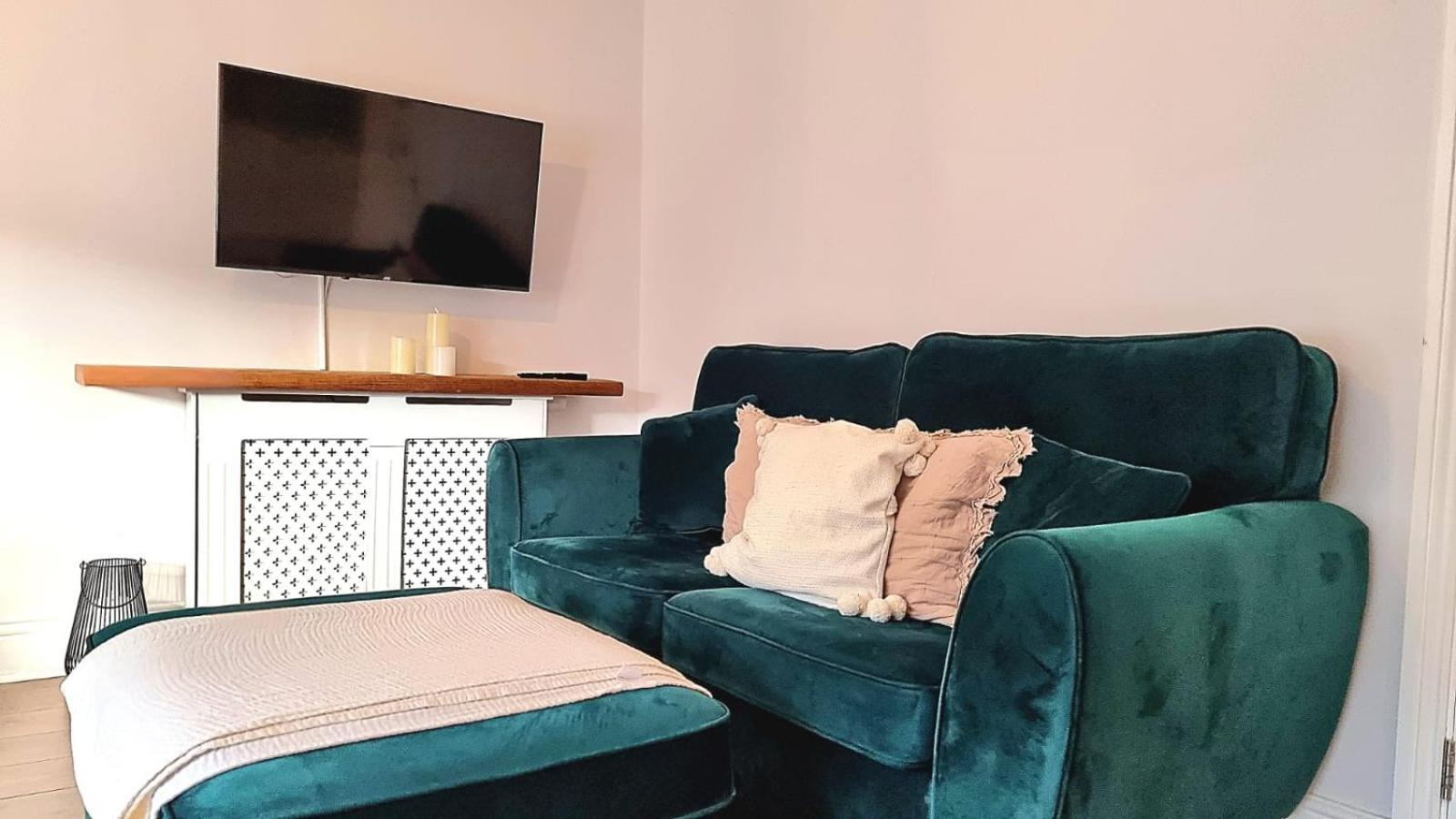 Top Floor 1Br Apartment Central Matlock Матлок Екстериор снимка